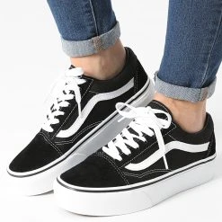 Budget ✨ Baskets Femme Old Skool Platform A3B3UY28 Black White de Vans ✔️