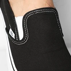 Offres 🥰 Baskets Classic Slip-On EYEBLK Black de Vans ✔️ -Mode Chaussure vans 125669 EYEBLK BLACK 20200313T141526 03