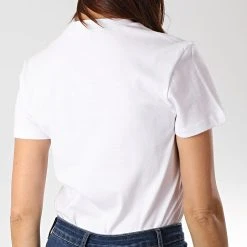 De gros ⭐ Tee Shirt Femme Flying A3UP4 Blanc Noir de Vans 👏 -Mode Chaussure vans 166551 VN0A3UP4WHT WHITE 20190225T163549 05