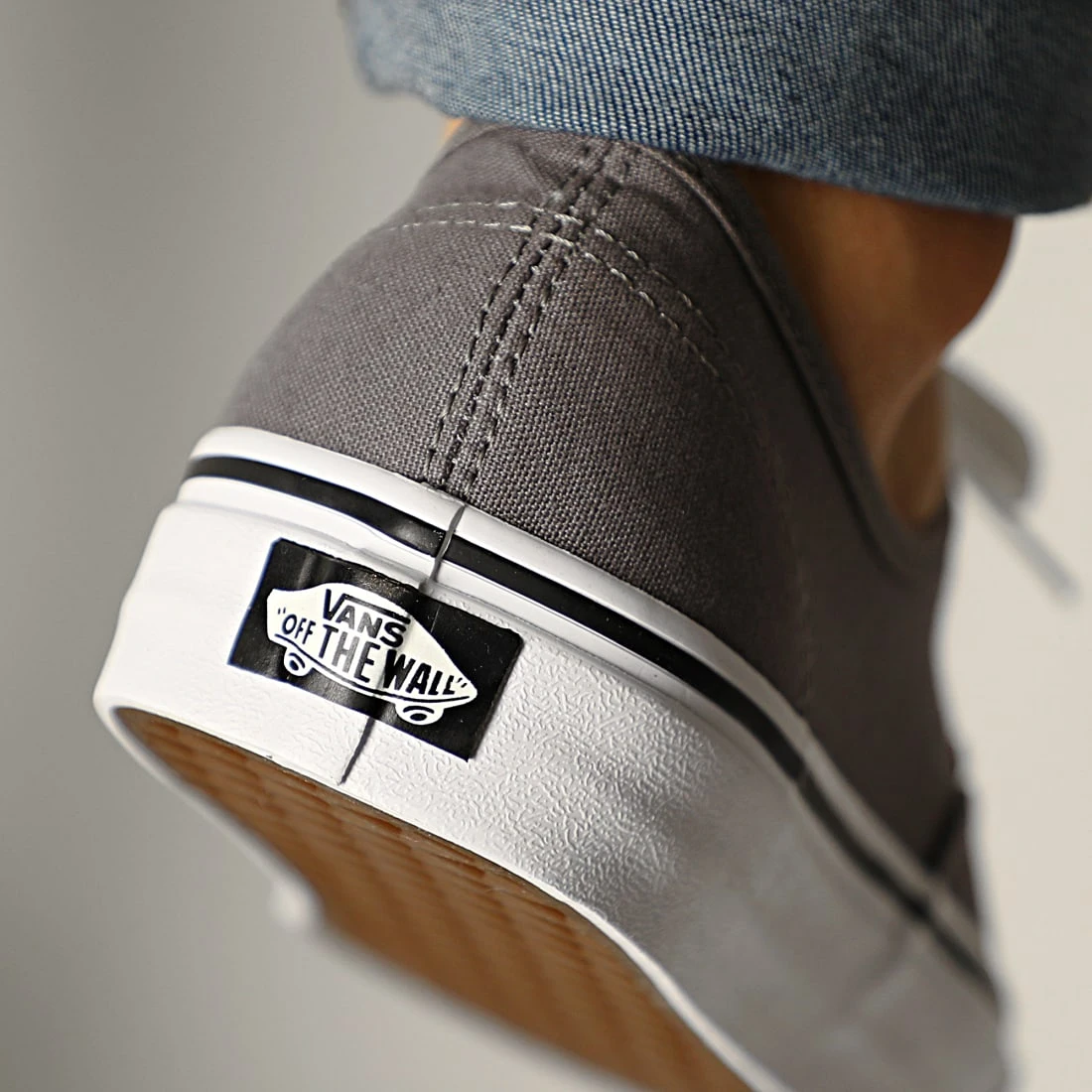 Sortie 🤩 Baskets Authentic JRAPBQ Pewter Black de Vans 😉 4 Sortie 🤩 Baskets Authentic JRAPBQ Pewter Black de Vans 😉 – Image 4