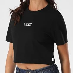 Grosses soldes 🤩 Tee Shirt Crop Femme Flying A54QU Noir de Vans 💯