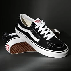 Les meilleures critiques de 🥰 Baskets Sk8-Low A4UUK6BT1 Black True White de Vans ❤️ -Mode Chaussure vans 226865 A4UUK6BT1 BLK TRUE WHITE 20210609T080820 06