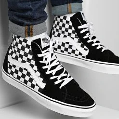 Meilleure affaire ❤️ Baskets Sk8 Hi 32QGHRK Checkerboard Black True White de Vans ❤️
