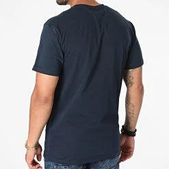Coupon ❤️ Tee Shirt Left Chest Logo A3CZE Bleu Marine de Vans 👏 7 Coupon ❤️ Tee Shirt Left Chest Logo A3CZE Bleu Marine de Vans 👏 -Mode Chaussure vans 269334 VN0A3CZENAV1 20210609T161908 04