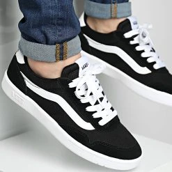 Meilleure affaire ✔️  Baskets Cruze Too Cc KR5OS7 Staple Black True White de Vans ⌛