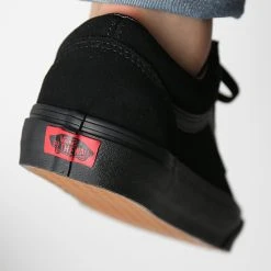 De gros ⭐ Baskets Old Skool Suede 38G1NRI Black Black Black de Vans ✔️ 7 De gros ⭐ Baskets Old Skool Suede 38G1NRI Black Black Black de Vans ✔️ -Mode Chaussure vans 270506 A38G1NRI1 BLK BLK BLK 20210628T154730 04