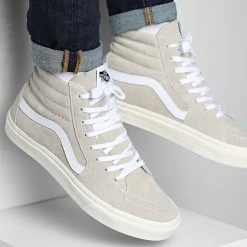 Meilleure vente ⌛  Baskets Sk8 Hi JMJ94V Suede Otmeal Snow White de Vans ✨