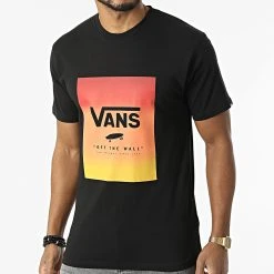 Le moins cher 👍 Tee Shirt Classic Print Box A5E7YZ Noir de Vans 🤩