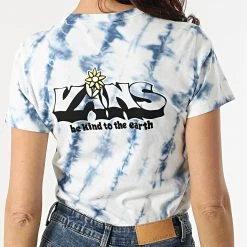 Nouveau ✔️ Tee Shirt Femme Kind Hugz Blanc Bleu de Vans ✔️ 7 Nouveau ✔️ Tee Shirt Femme Kind Hugz Blanc Bleu de Vans ✔️ -Mode Chaussure vans 301738 VN0A5LDIY0B 20220204T161201 04