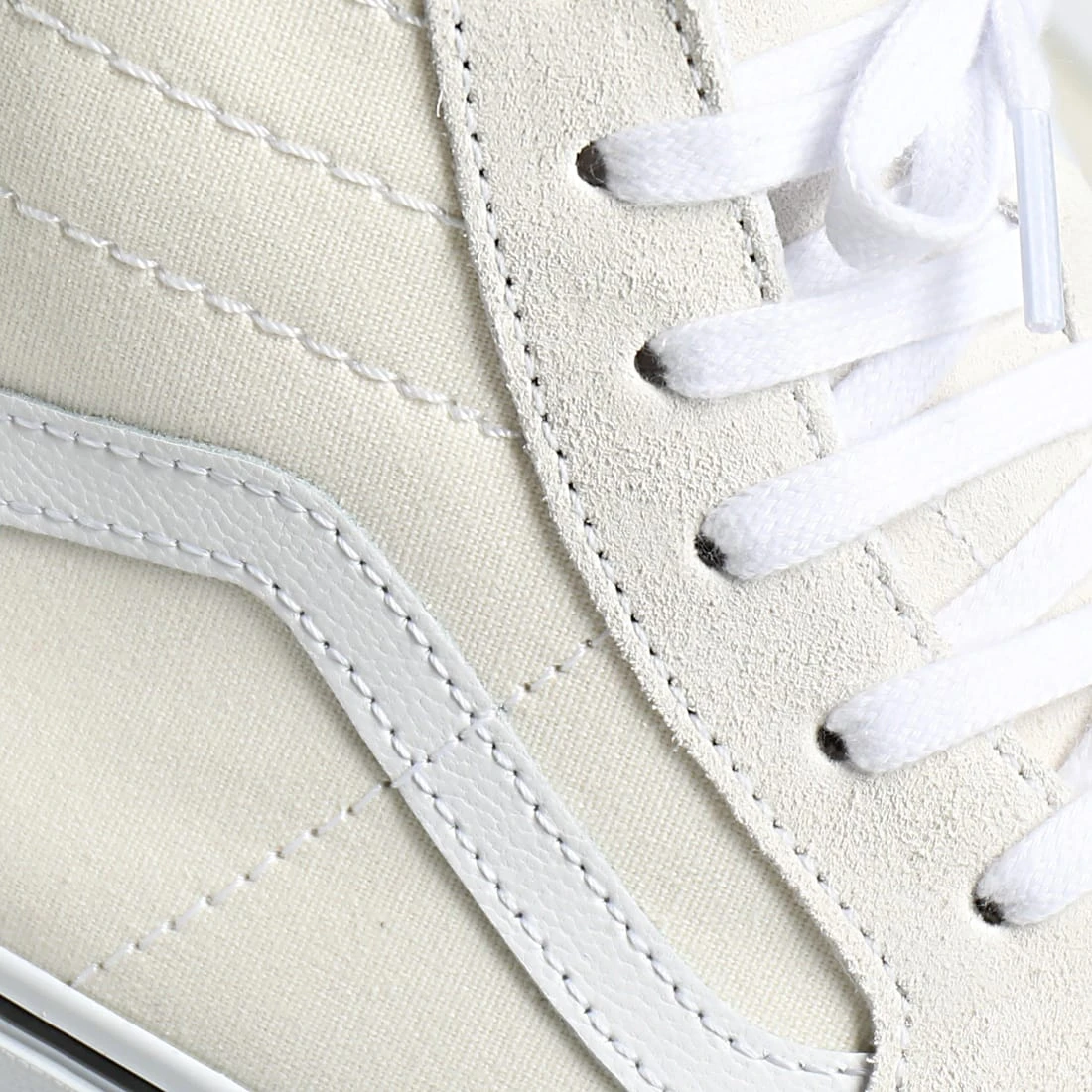 Remise 😉 Baskets Sk8 Hi A4U16FS8 Suede Canvas Marshmallow de Vans 🥰 2 Remise 😉 Baskets Sk8 Hi A4U16FS8 Suede Canvas Marshmallow de Vans 🥰 – Image 2