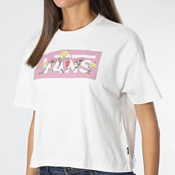 De gros 🎁 Tee Shirt Femme Tussy Boxy A7RTG Blanc de Vans ✨ -Mode Chaussure vans 324356 A7RTG FS8 20220630T124554 03