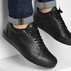 Promo ❤️ Baskets Old Skool A38G1 Black Mono de Vans ⭐
