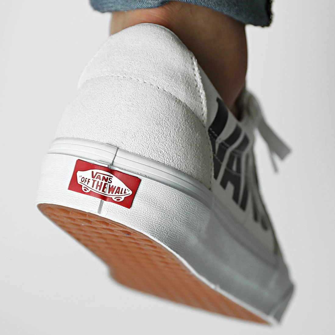 Les meilleures critiques de ✔️ Baskets Sk8 Low 4BVNYB2 Hi-Def White Black de Vans 🎉 4 Les meilleures critiques de ✔️ Baskets Sk8 Low 4BVNYB2 Hi-Def White Black de Vans 🎉 – Image 4