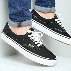 Sortie ❤️ Baskets Era EWZBLK Black de Vans 🥰