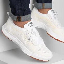 De gros 💯 Baskets Ultrarange VrR3 4BXBW00 True White de Vans ⌛